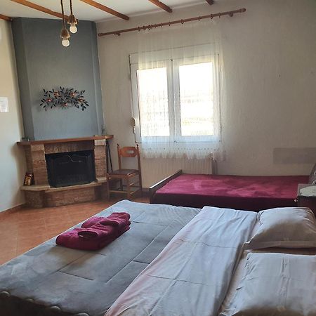 אורמה Alexandros Guesthouse מראה חיצוני תמונה