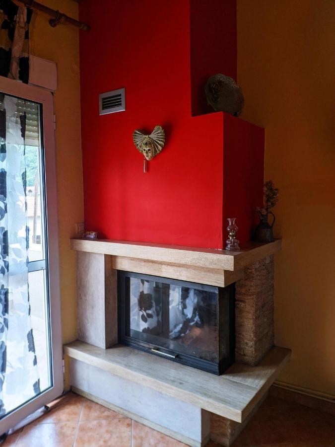 אורמה Alexandros Guesthouse מראה חיצוני תמונה