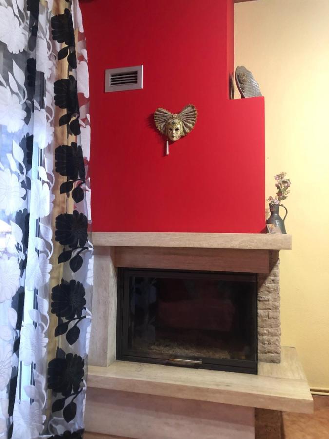 אורמה Alexandros Guesthouse מראה חיצוני תמונה