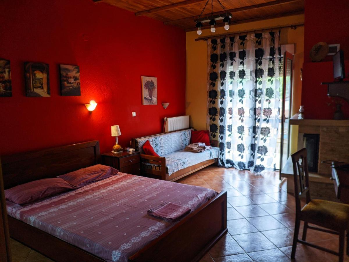 אורמה Alexandros Guesthouse מראה חיצוני תמונה