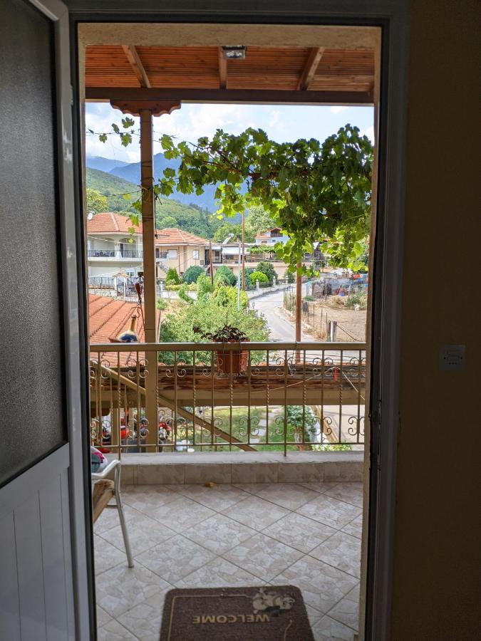 אורמה Alexandros Guesthouse מראה חיצוני תמונה